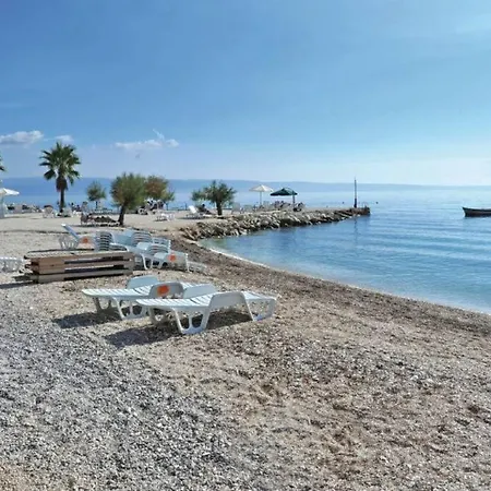 Tonka With Jacuzzi Ποντστράνα