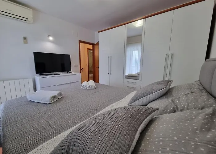 Tonka With Jacuzzi Prázdninový dům *